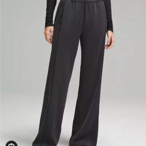 Women's Black Wide-Leg Pants